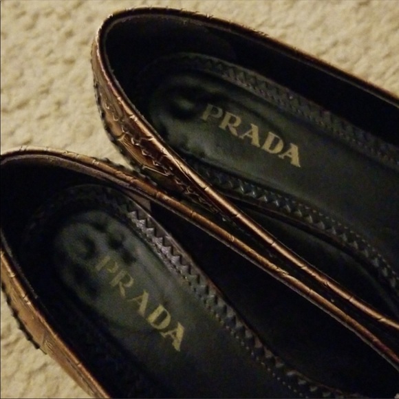 NWOT Leather PRADA crocodile loafers - Picture 5 of 7